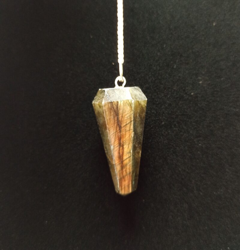 Labradorite Pendulum (5076)